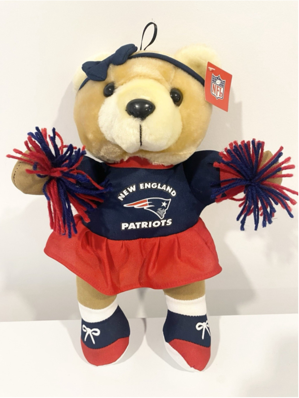 New England Patriots Cheerleader Bear Plush 15” NFL Good Stuff NWT Pom Poms